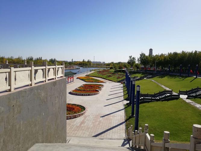 家乡克拉玛依的明珠 九龙潭生态休闲健身公园